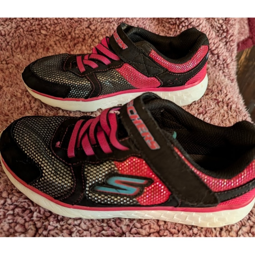 Girls' Skechers GOrun 400 Sparkle Sprinters Sneakers Style 81358L Size 3